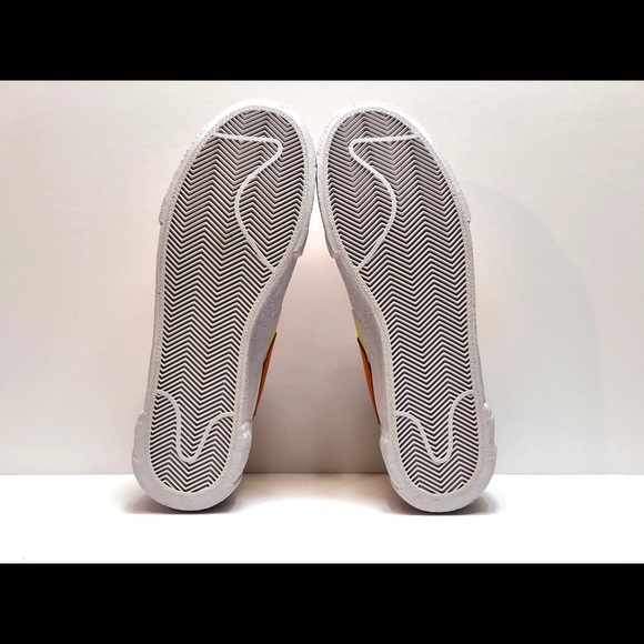 Sacai x Nike Blazer Low ‘Magma Orange’ - Picture 6 of 9